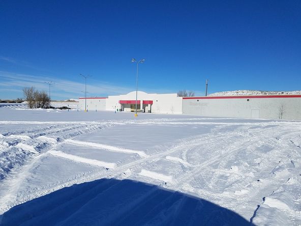 Freestanding Retail Building: 2571 N Main St, Sheridan, WY 82801